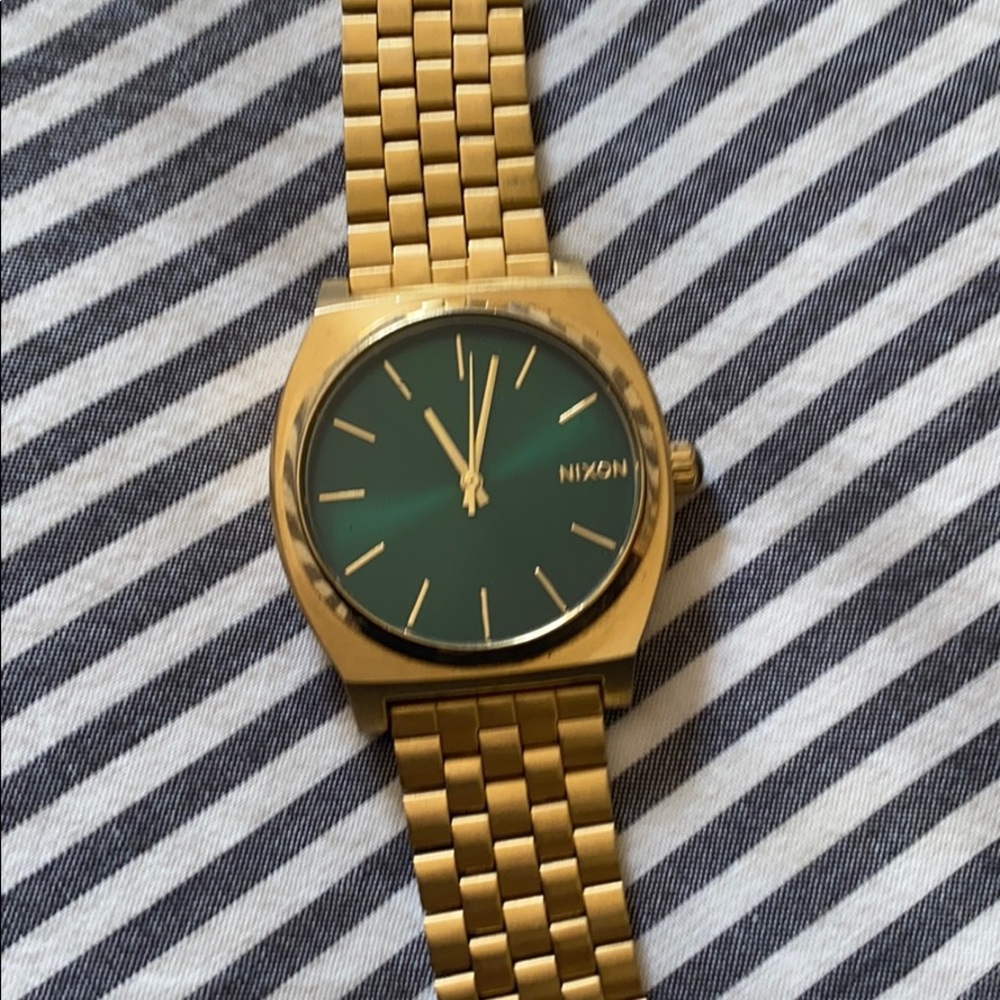 Watch - Picture 3 of 4